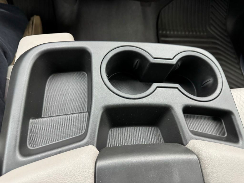 Used 2025 GMC Sierra 1500 SLE image 28