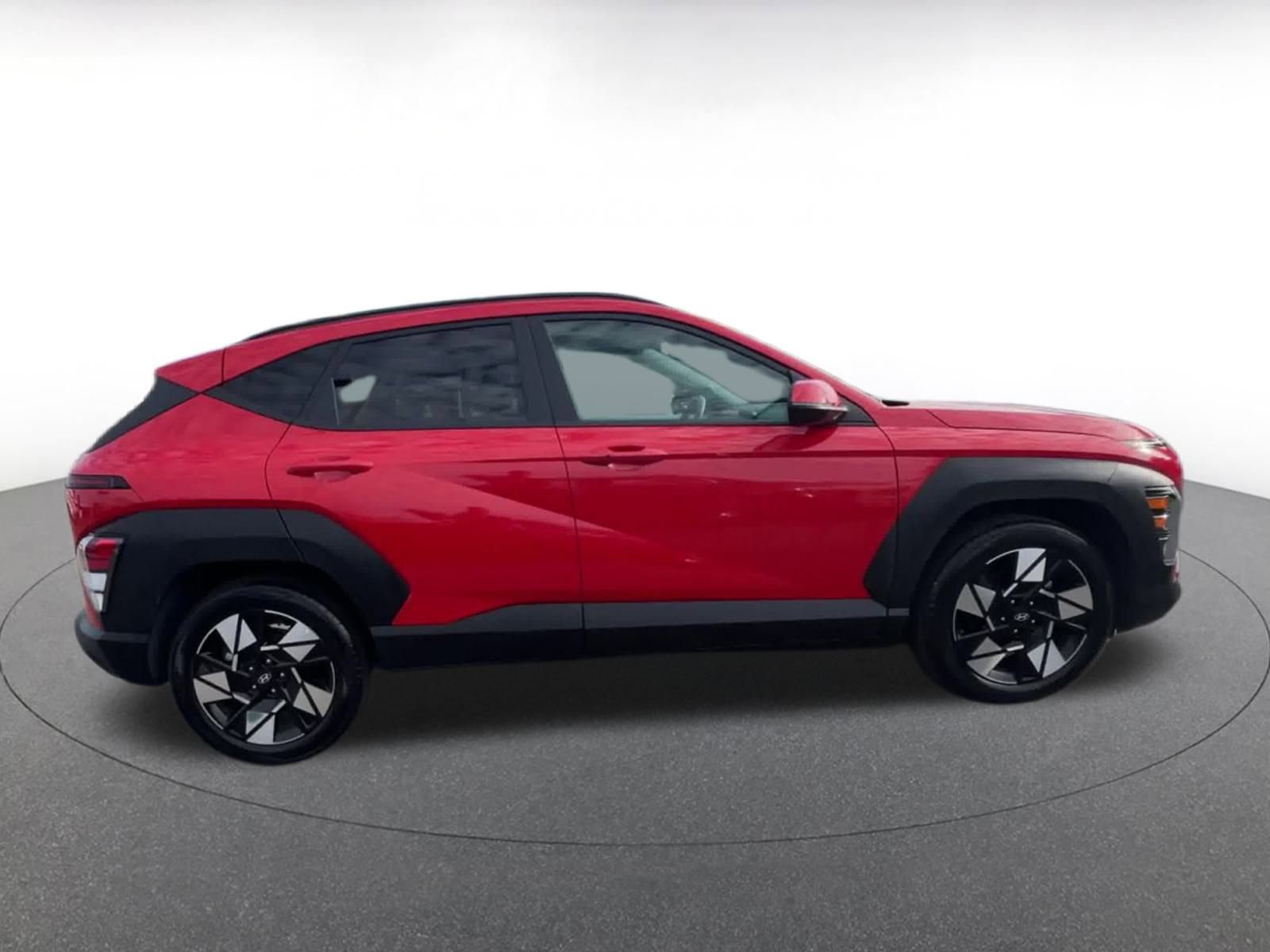 Used 2025 Hyundai Kona SEL image 16