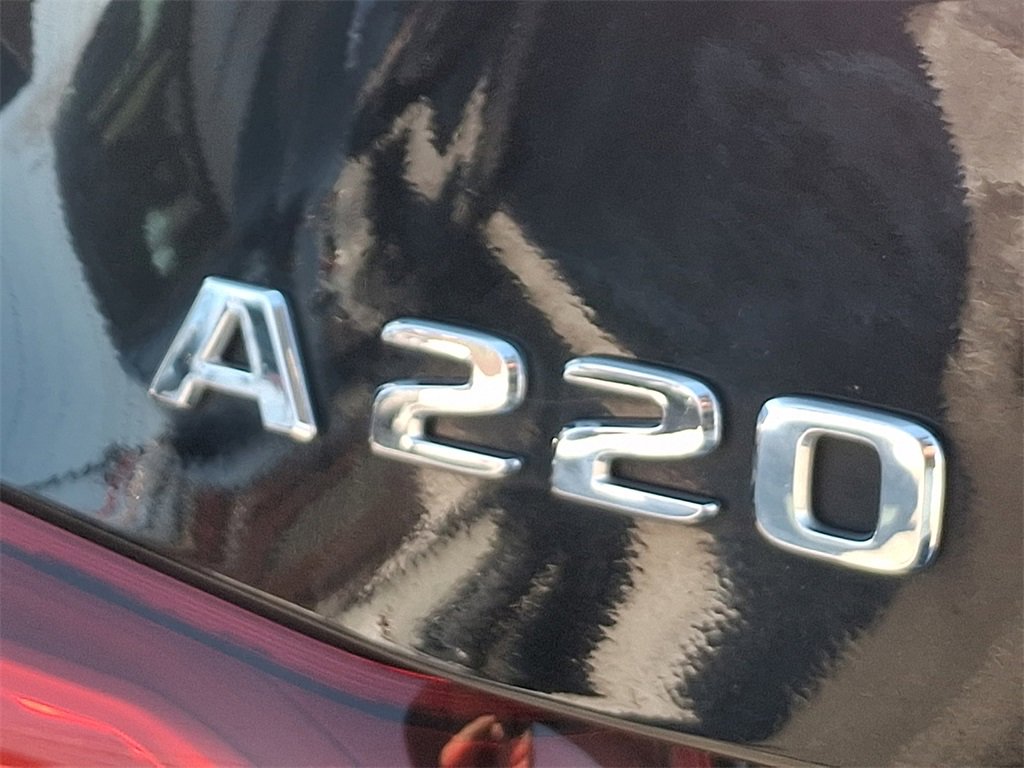 Used 2019 Mercedes-Benz A 220 4MATIC image 32