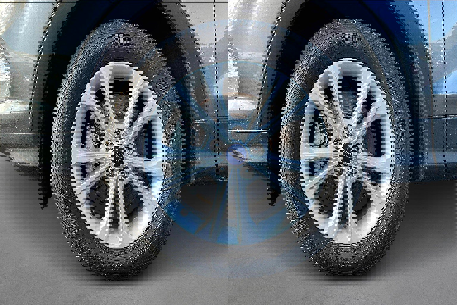 Used 2019 Ford Escape SEL image 32