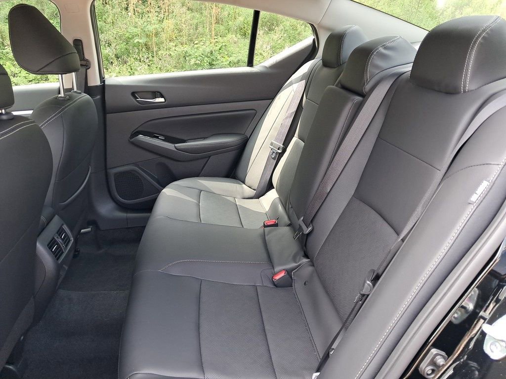 New 2025 Nissan Altima 2.5 SL AWD/4WD image 26