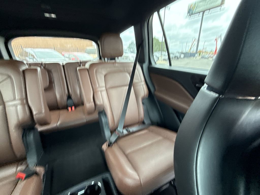 Used 2025 Lincoln Aviator Reserve w/ Equipment Group 201A AWD/4WD image 14