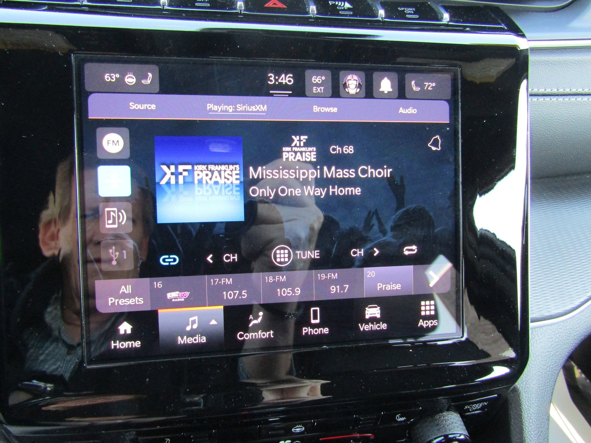 Used 2023 Jeep Grand Cherokee L Laredo AWD/4WD image 24