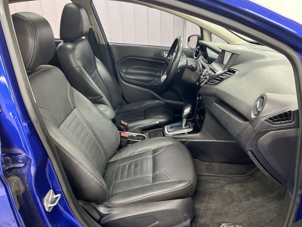 Used 2014 Ford Fiesta Titanium image 22