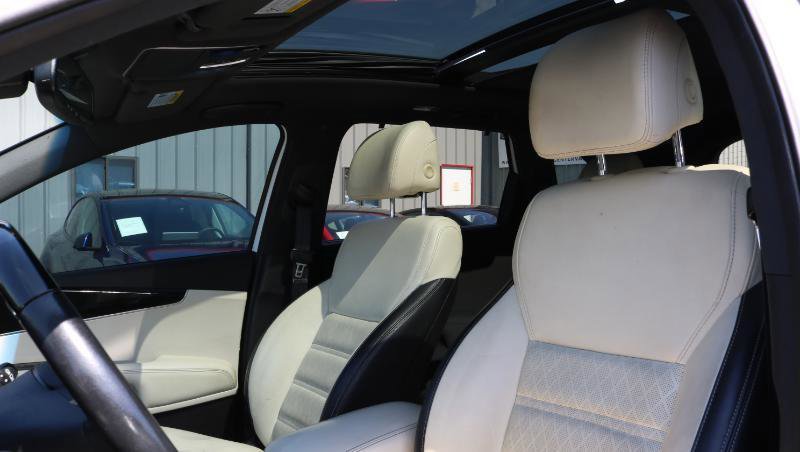 Used 2017 Kia Sorento SX image 8