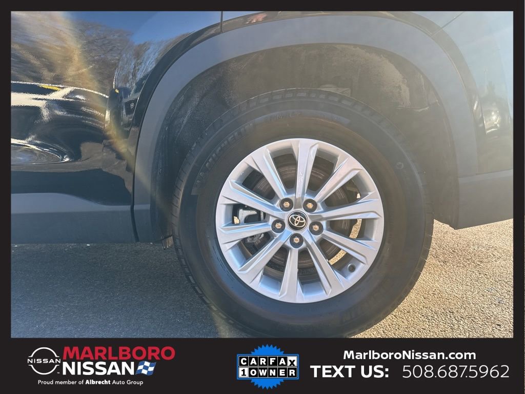 Used 2025 Toyota Grand Highlander XLE image 12