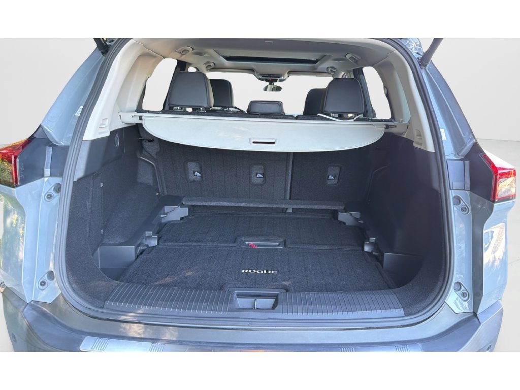 Used 2023 Nissan Rogue SL w/ SL Premium Package AWD/4WD image 10