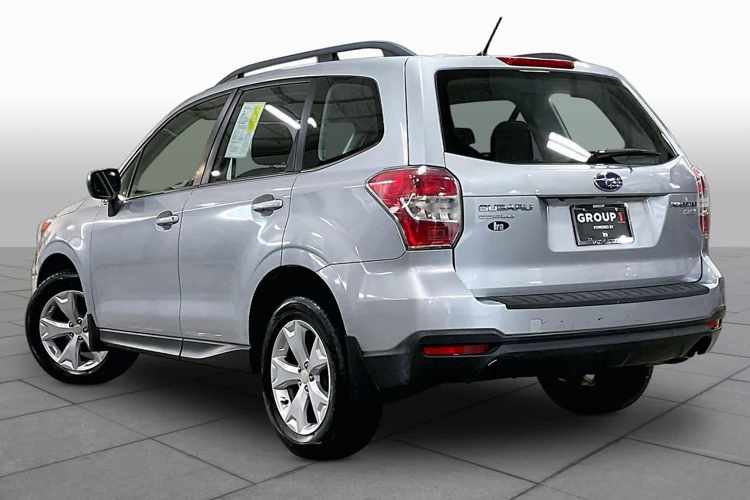 Used 2015 Subaru Forester 2.5i w/ Alloy Wheel Package AWD/4WD image 12