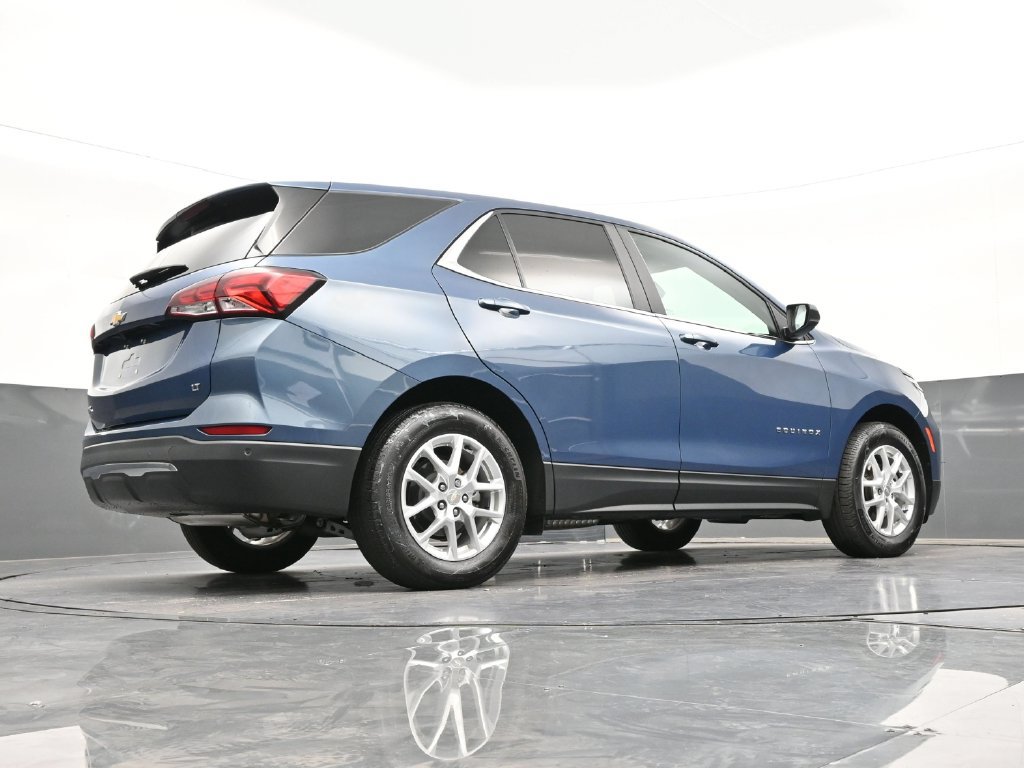 Used 2024 Chevrolet Equinox LT FWD image 22