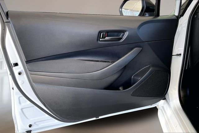 Used 2025 Toyota Corolla LE image 17