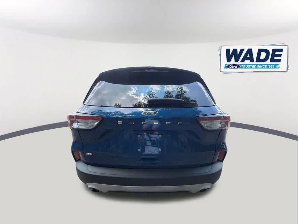 Used 2022 Ford Escape SE w/ Convenience Package FWD image 6