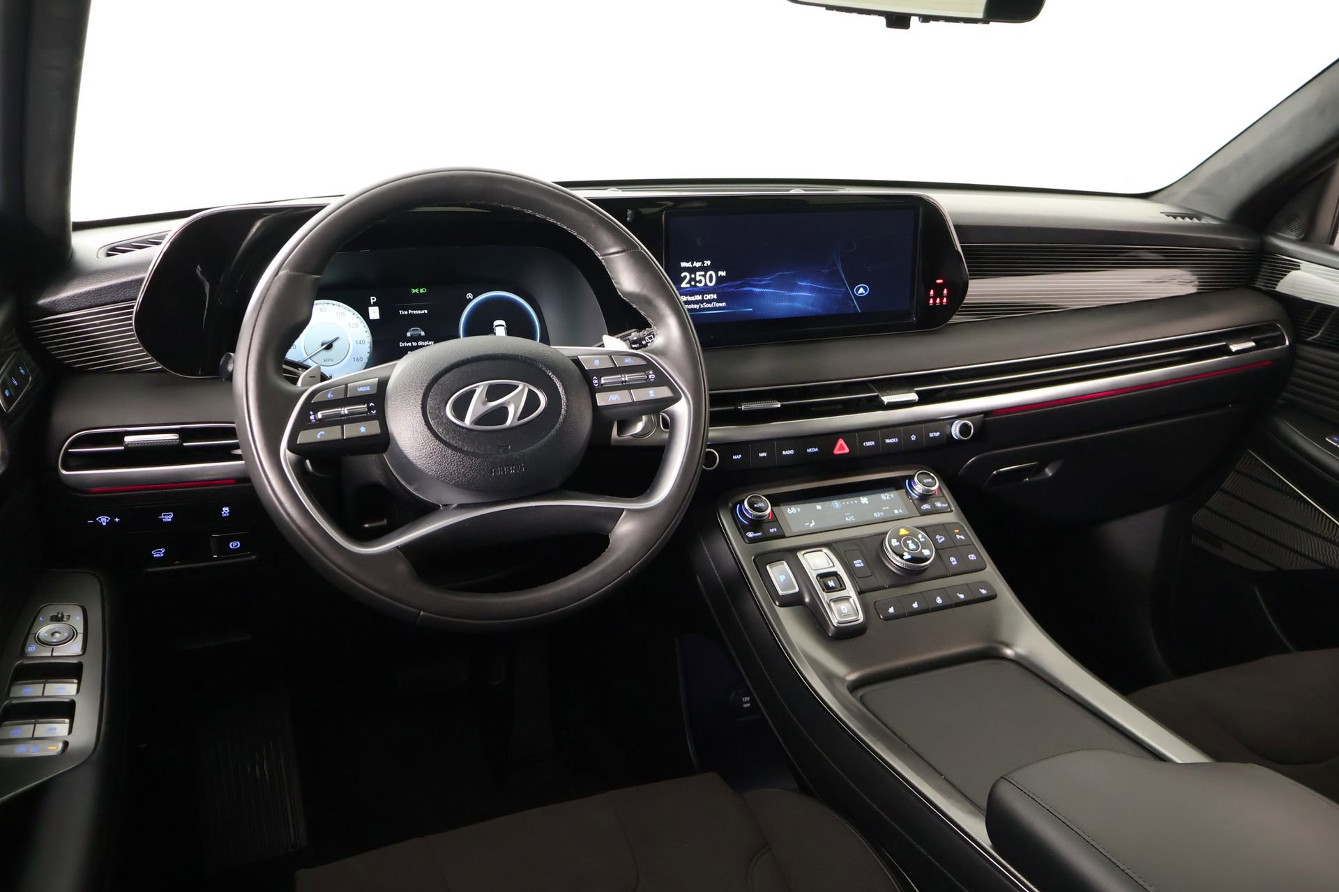 Used 2025 Hyundai Palisade Calligraphy AWD/4WD image 2