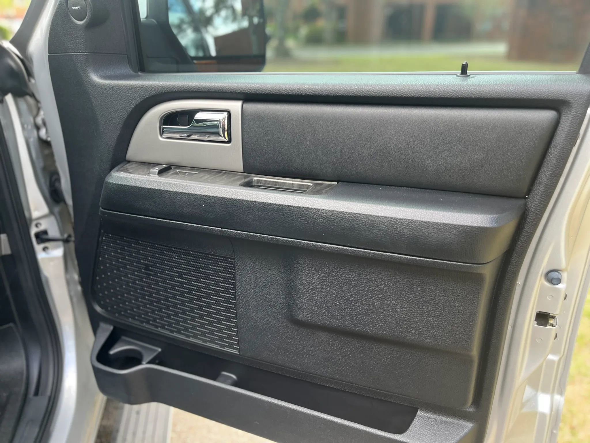 Used 2017 Ford Expedition Limited w/ Equipment Group 301A image 26