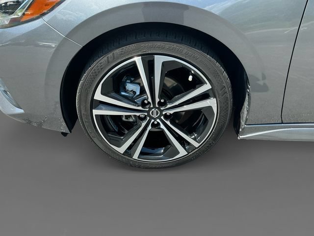 Used 2023 Nissan Sentra SR w/ SR Premium Package FWD image 17