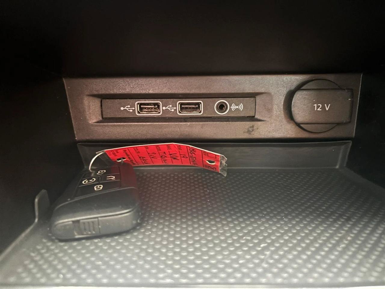 Used 2019 Volkswagen Tiguan SEL FWD image 18