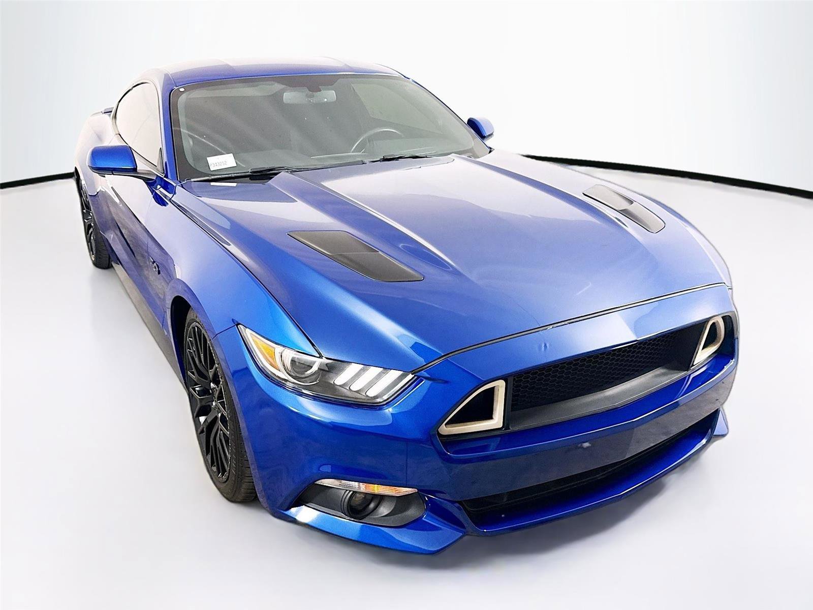 Used 2017 Ford Mustang GT RWD image 26