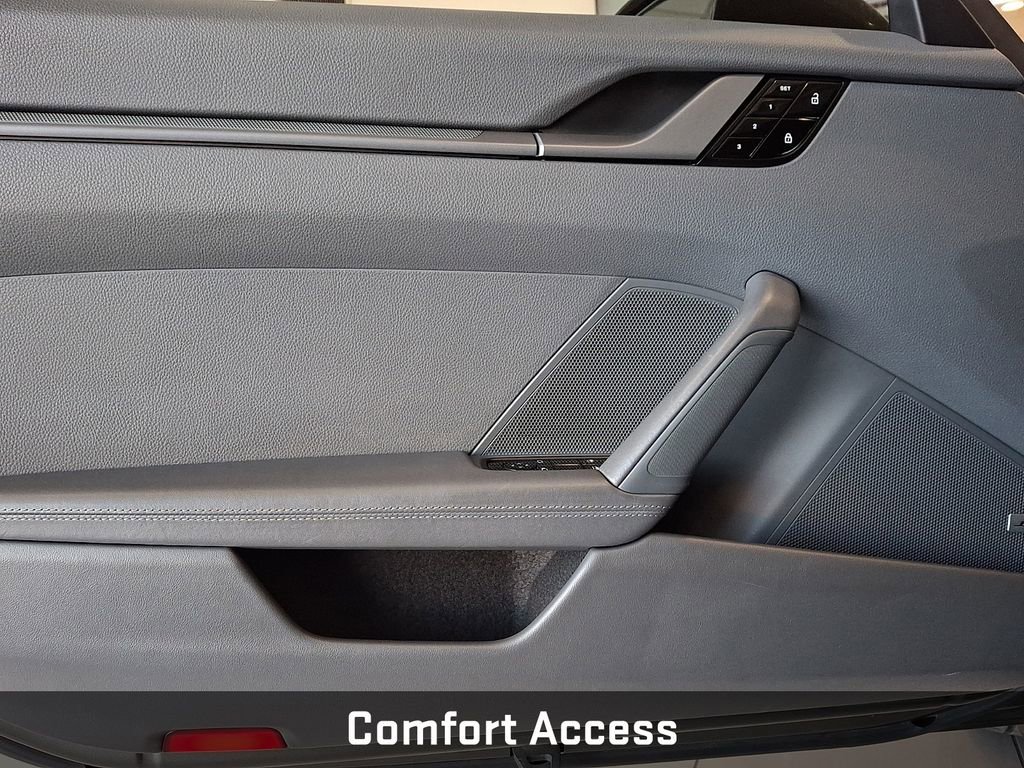 Used 2020 Porsche 911 Carrera S image 15