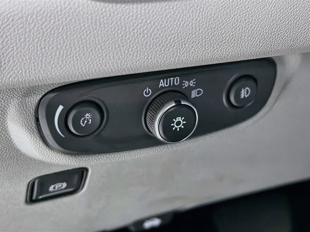 Used 2020 GMC Terrain SLT w/ Preferred Package FWD image 12