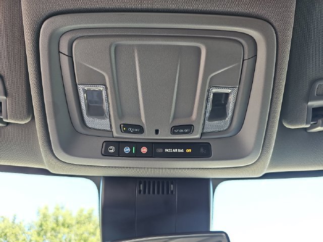 Used 2023 Chevrolet Silverado 1500 LT AWD/4WD image 32