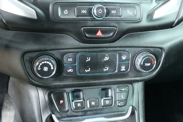 Used 2019 GMC Terrain SLE w/ LPO, Floor Liner Package image 18