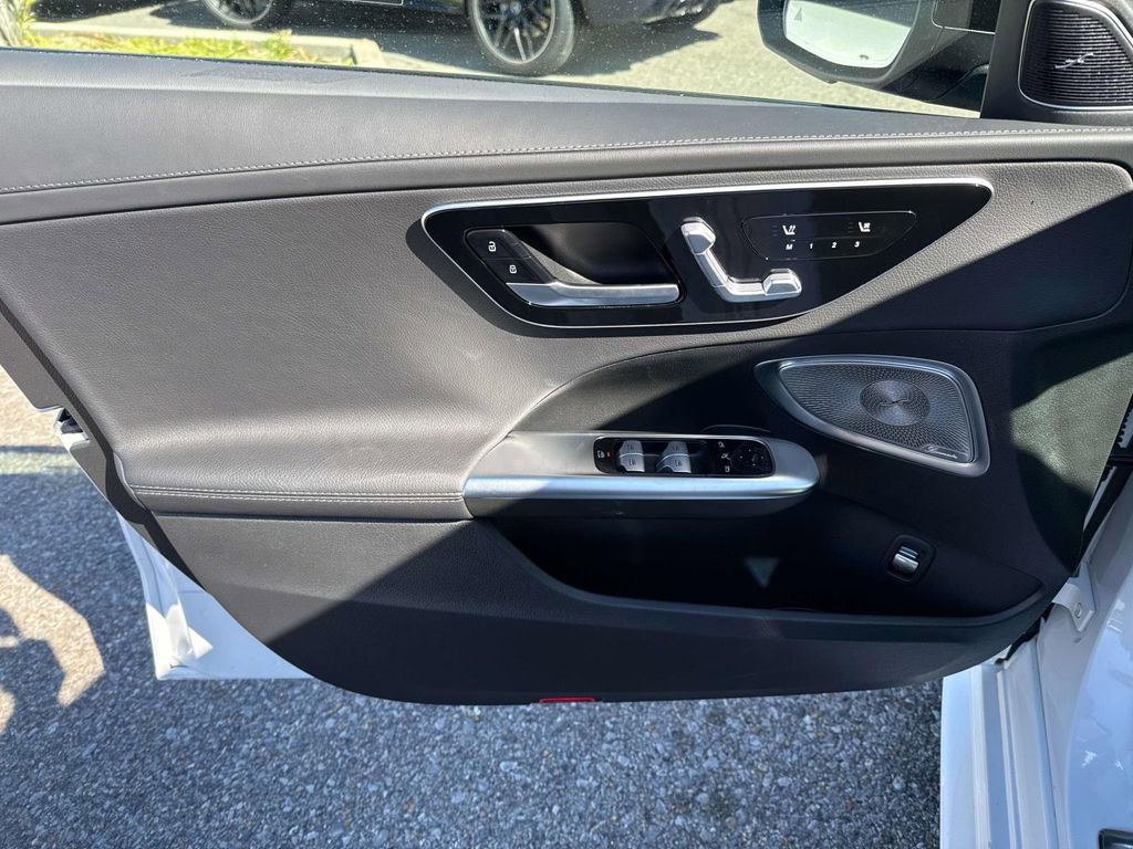 Used 2024 Mercedes-Benz C 300 Sedan image 17