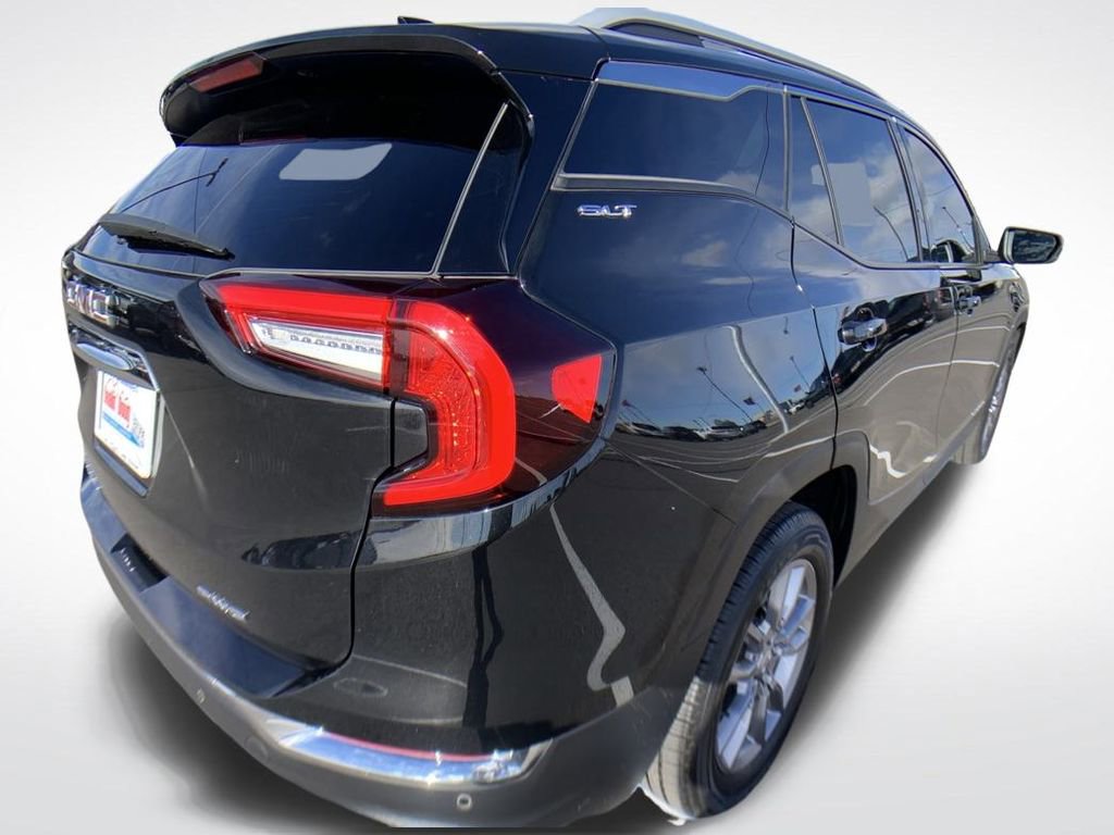 Used 2022 GMC Terrain SLT w/ Infotainment Package II image 6