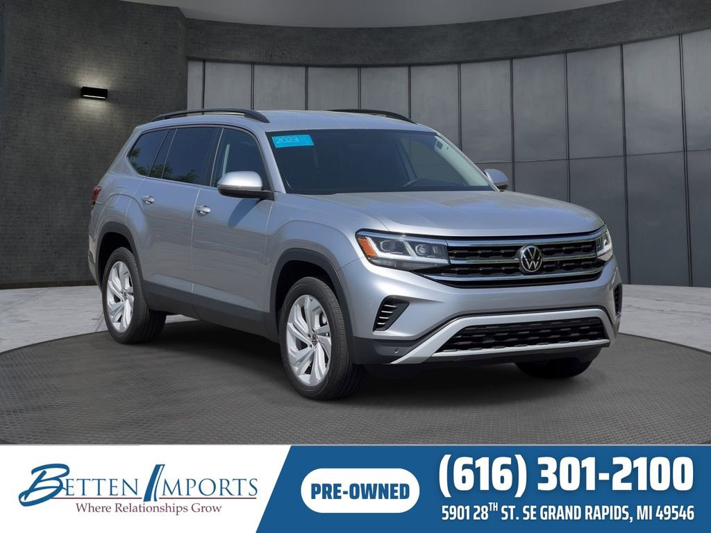 Used 2023 Volkswagen Atlas SE AWD/4WD image 1