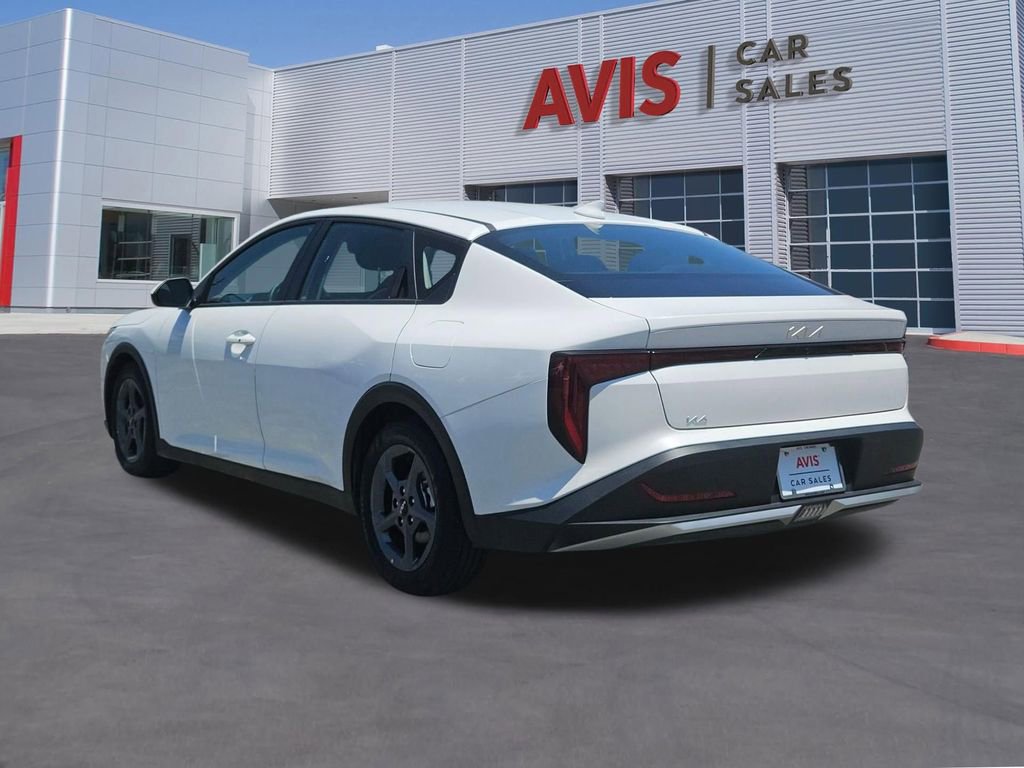 Used 2025 Kia K4 FWD image 3