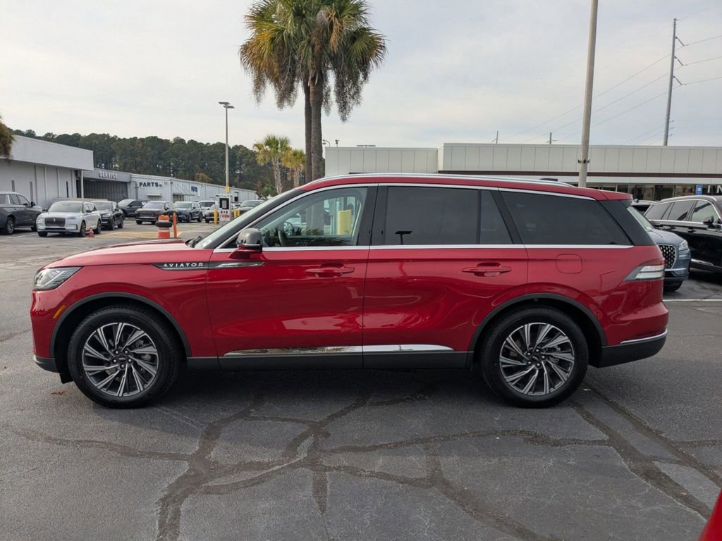 New 2025 Lincoln Aviator 2WD w/ Equipment Group 101A image 7