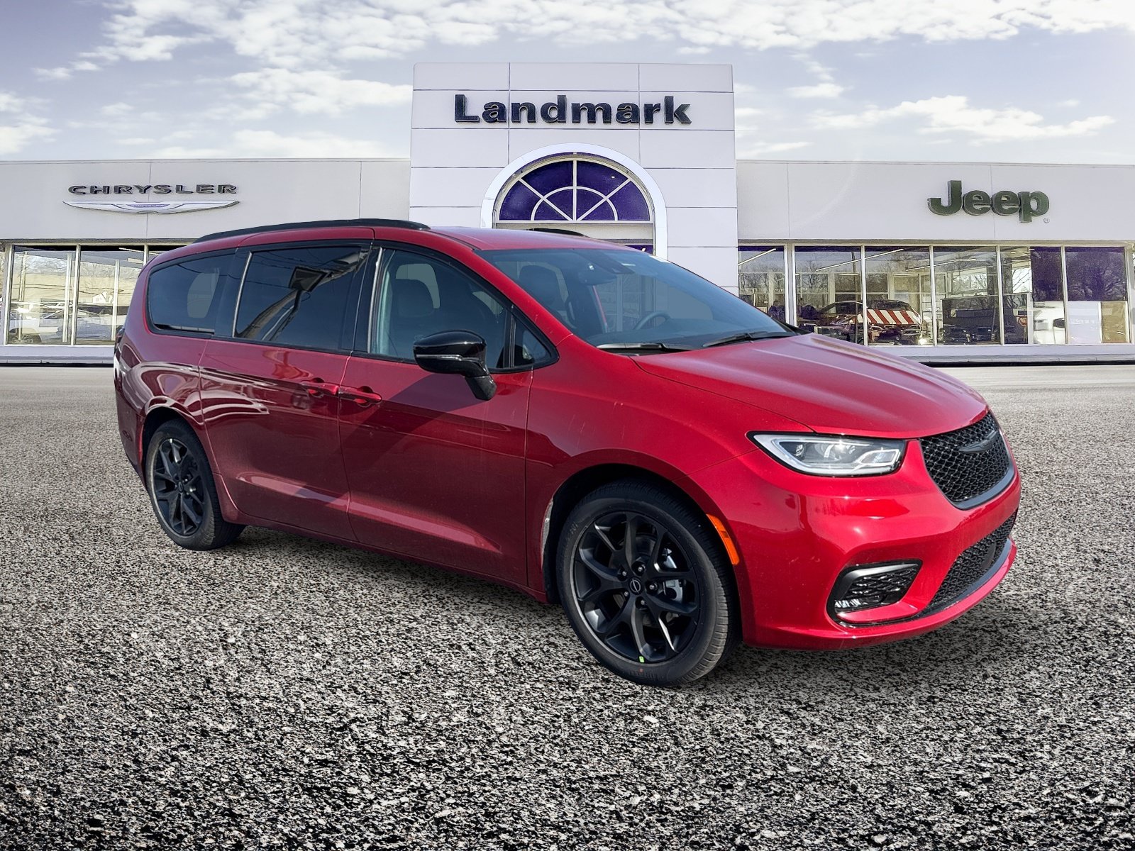 New 2026 Chrysler Pacifica Select w/ S Appearance Package