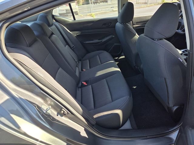 Used 2024 Nissan Altima 2.5 S FWD image 14