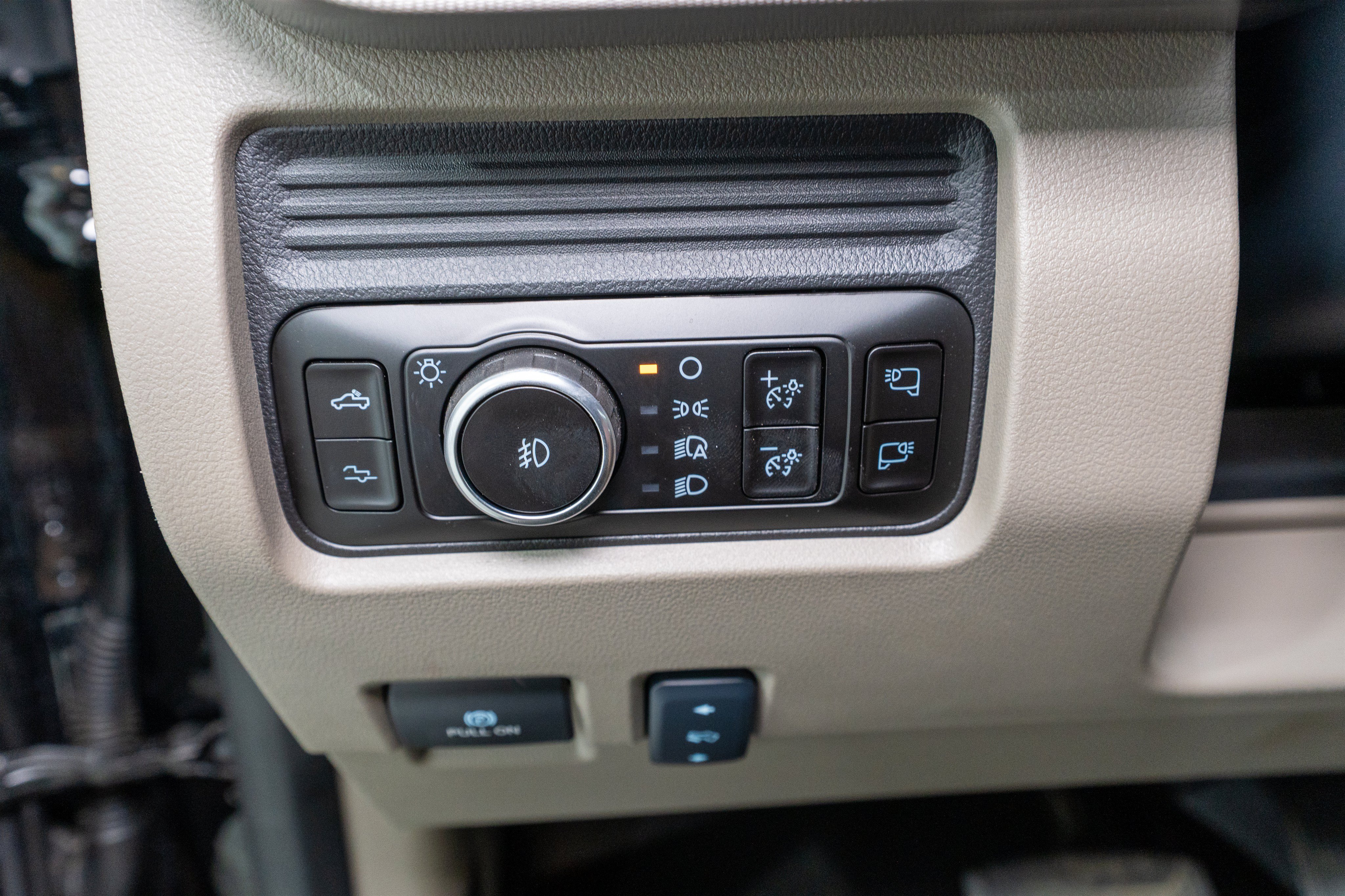 Used 2026 Ford F350 Platinum w/ Platinum Plus Package AWD/4WD image 39
