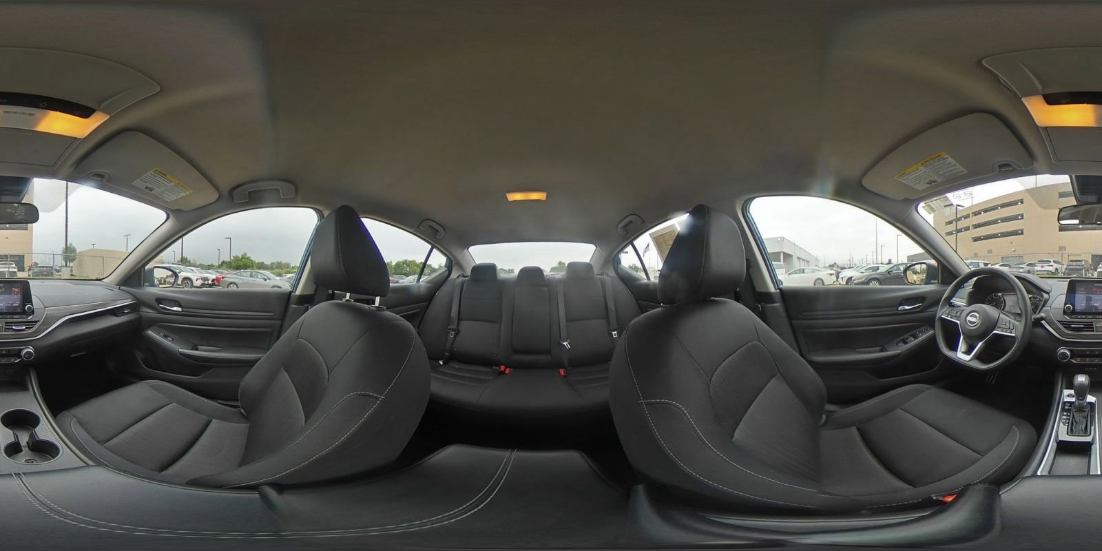 Used 2025 Nissan Altima 2.5 SV FWD image 42
