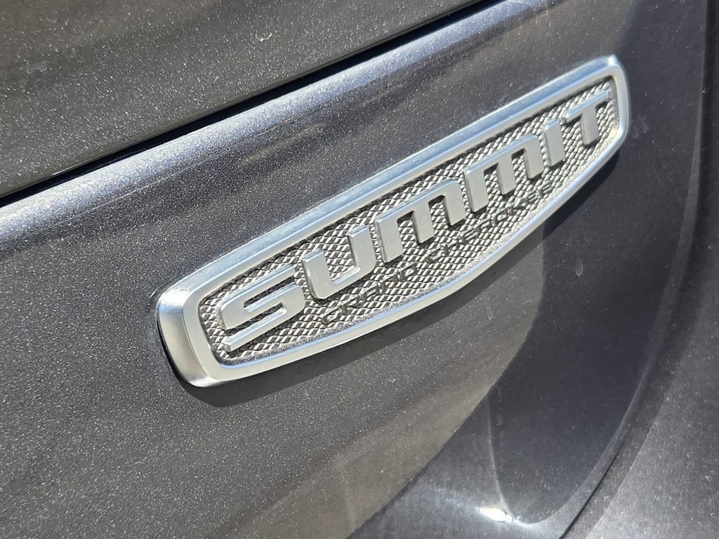 Used 2023 Jeep Grand Cherokee L Summit AWD/4WD image 14
