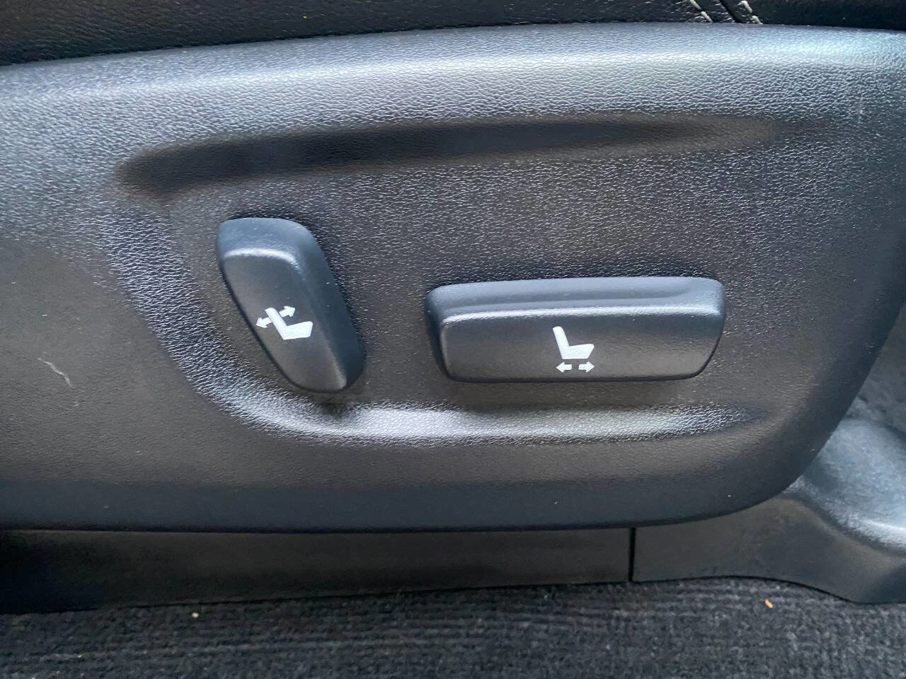 Used 2017 Toyota 4Runner SR5 Premium image 50