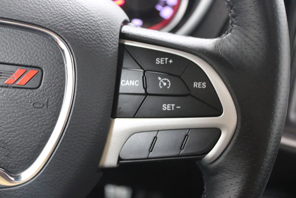 Used 2016 Dodge Challenger R/T Scat Pack w/ Leather Interior Group image 30