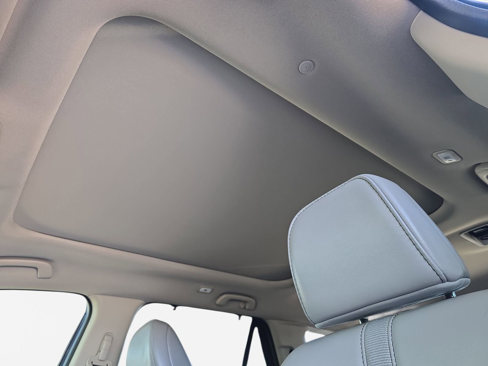 Certified 2025 Honda Pilot Touring image 29