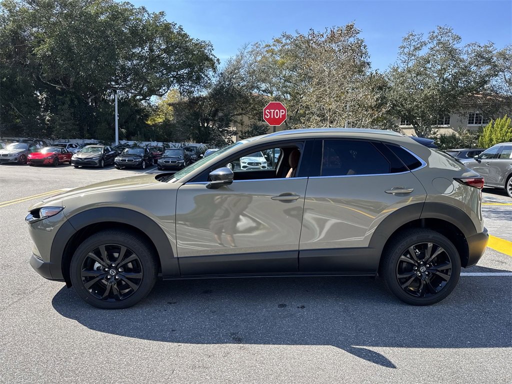New 2024 MAZDA CX-30 Carbon image 12