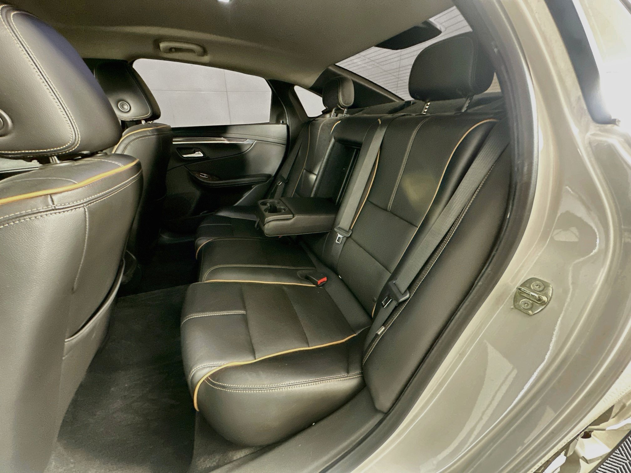 Used 2015 Chevrolet Impala LTZ FWD image 26