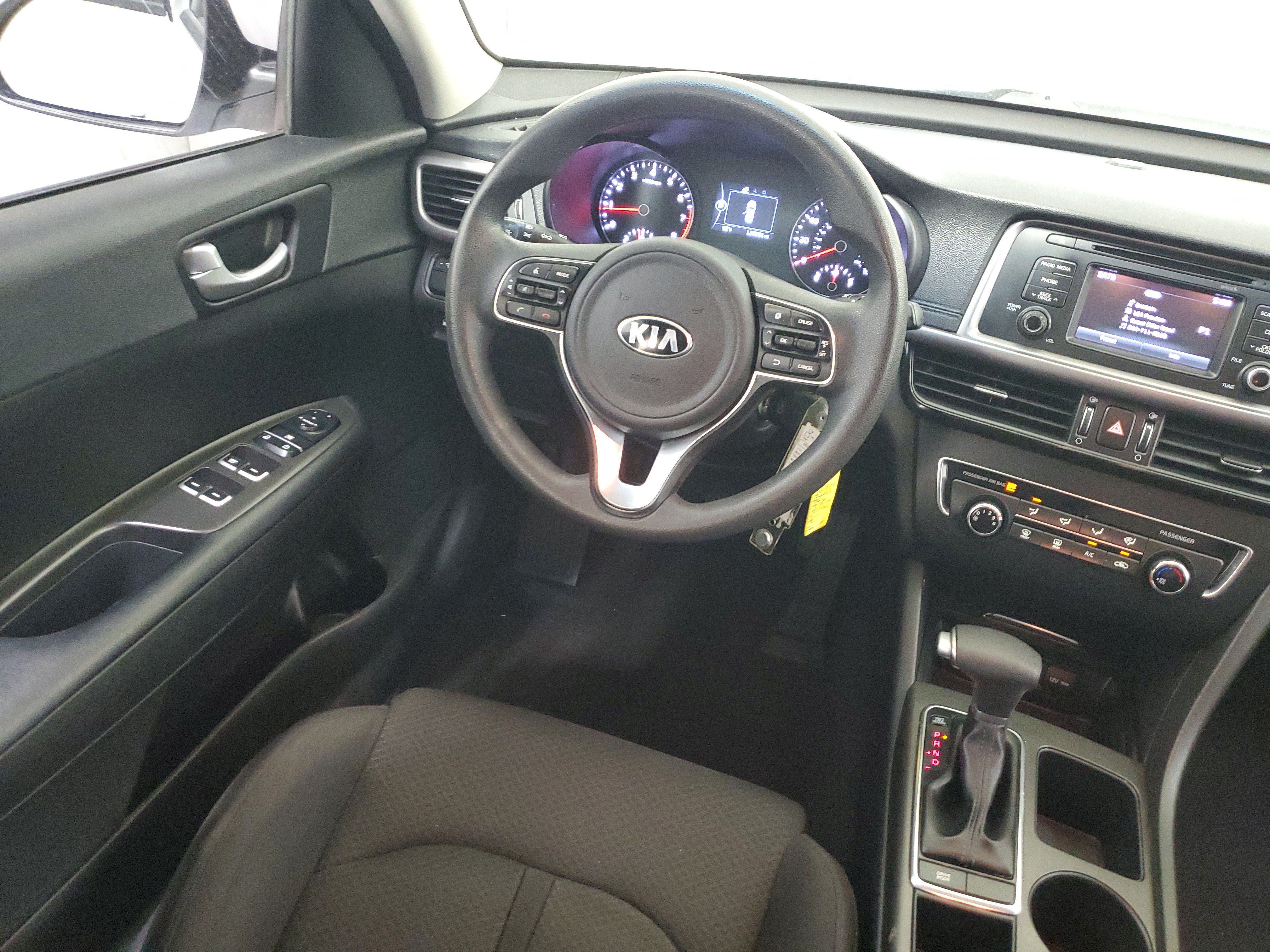 Used 2017 Kia Optima LX FWD image 14