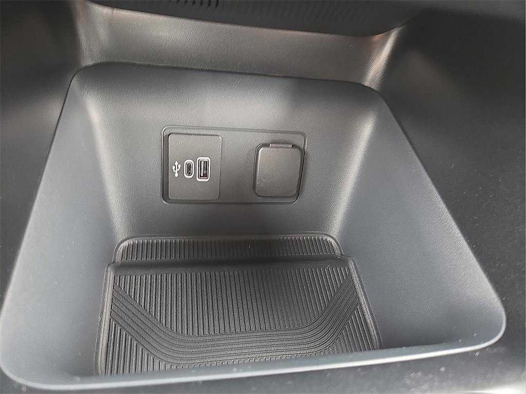 New 2026 Ford Explorer ST-Line w/ Premium Package image 15