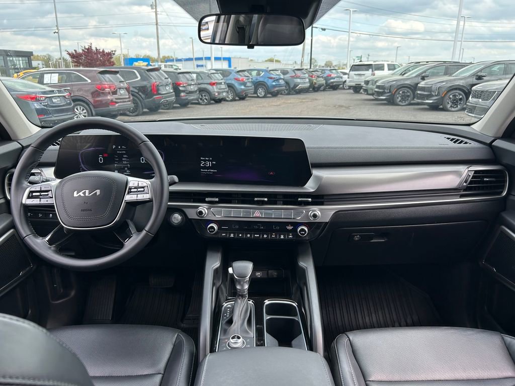 Used 2023 Kia Telluride LX image 9