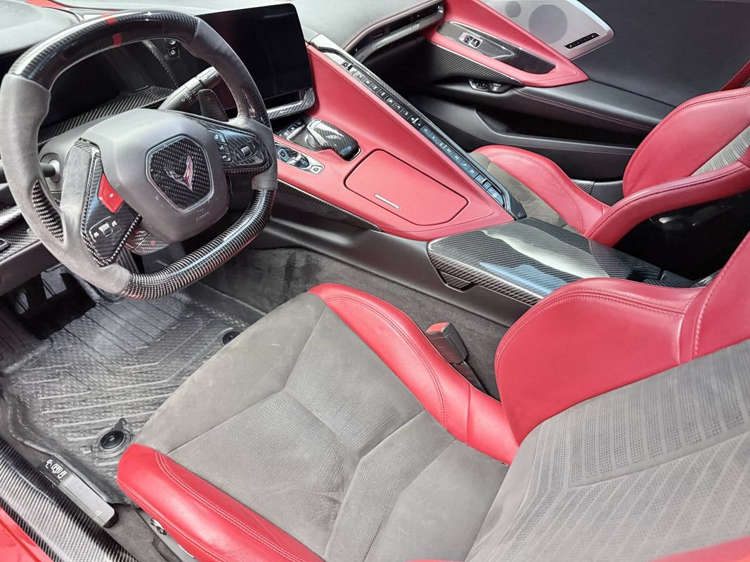 Used 2020 Chevrolet Corvette Stingray Preferred Cpe w/ 2LT Preferred Equipment Group RWD image 9