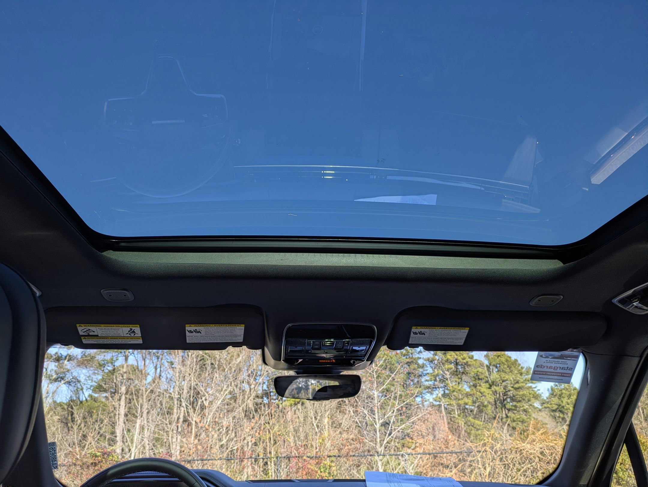 Used 2025 Land Rover Range Rover Sport SE image 25