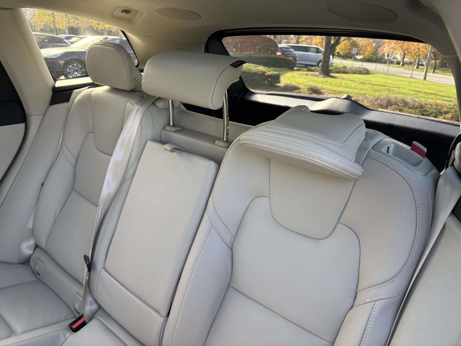 New 2026 Volvo XC60 B5 Ultra w/ Protection Package Premier image 25