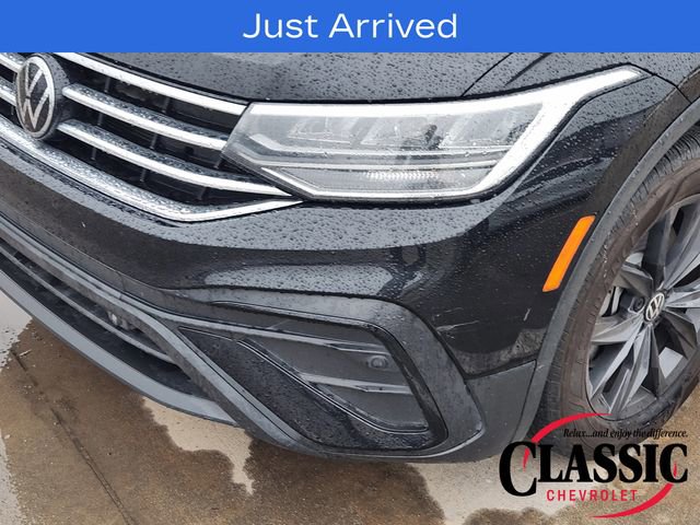 Used 2022 Volkswagen Tiguan SE image 10
