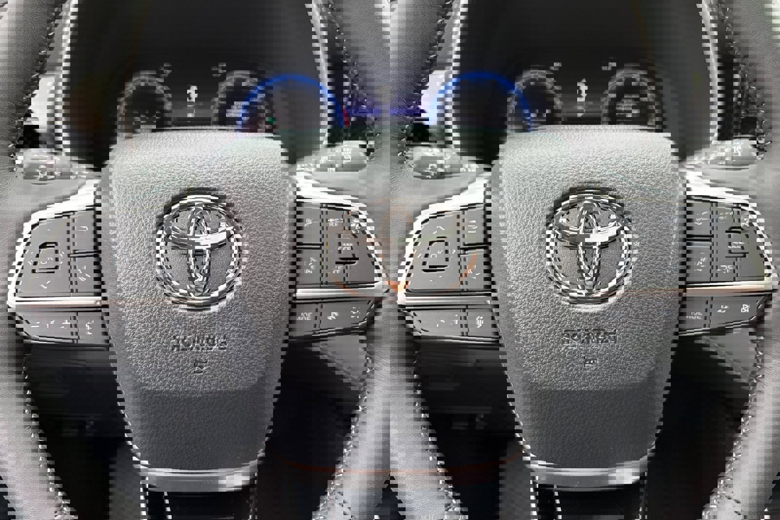 New 2025 Toyota Highlander Limited image 28