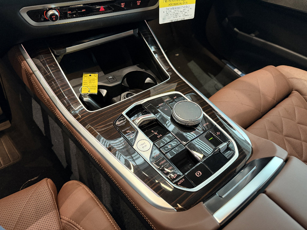 New 2026 BMW X5 xDrive50e w/ M Sport Package image 10