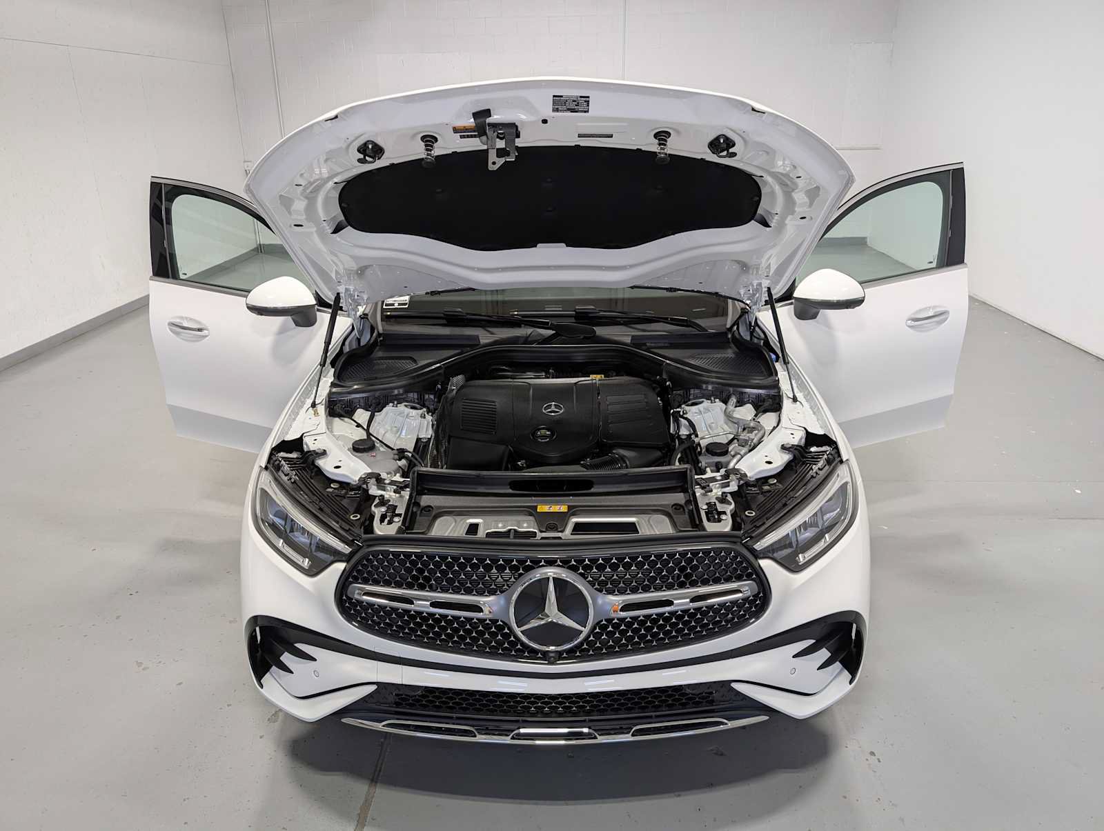 New 2026 Mercedes-Benz GLC 300 4MATIC image 11