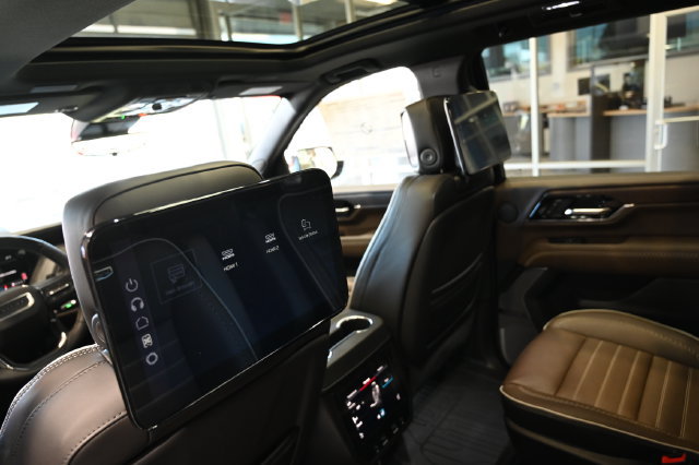 New 2026 GMC Yukon Denali Ultimate AWD/4WD image 26